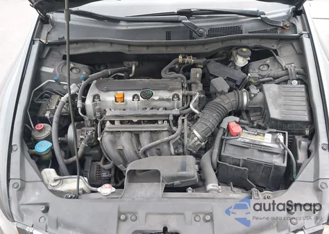 2010 Honda Accord 2.4 Lx-P from USA, damaged, VIN 1HGCP2F4XAA024379